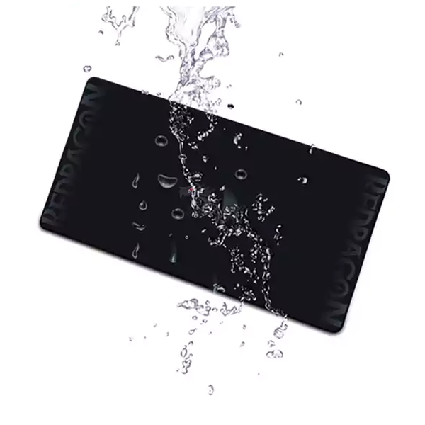 Redragon Kunlun mouse pad – gaming desk setup