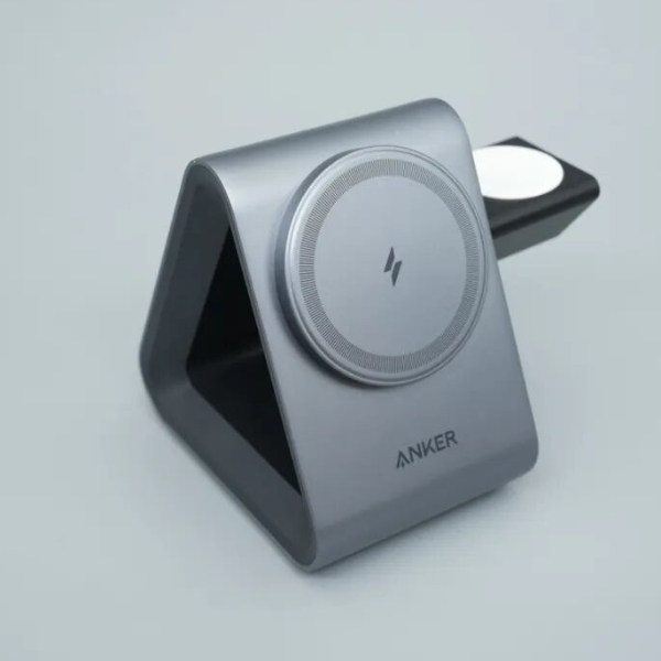 Anker737MagGo3-in-1WirelessCharger-B2599611-SilverGrey_1-RightView -DokkanTech
