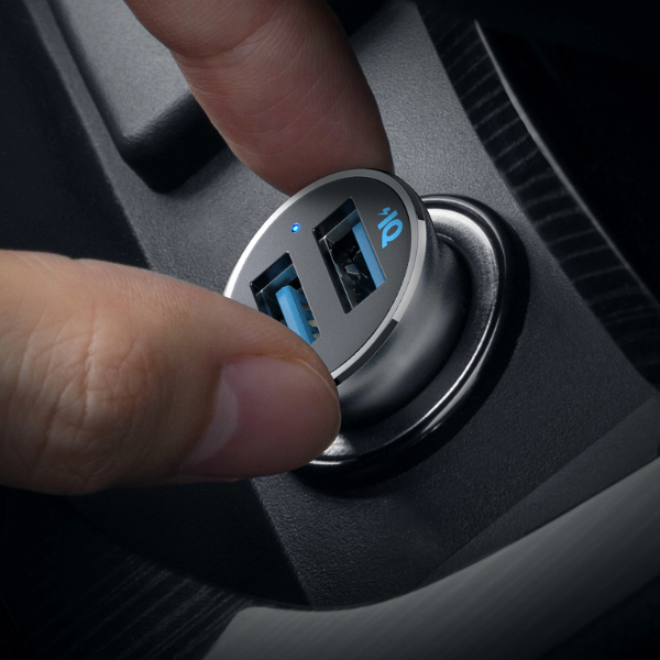 AnkerCarCharger24W2PortPowerDriveA2727H41SilverMainCompactinTheCar- DokkanTech