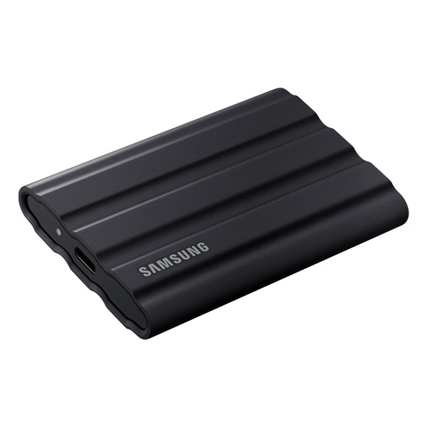 Samsung T7 Shield SSD – lifestyle photography