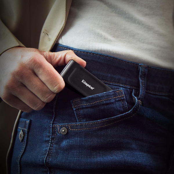 Kingston XS1000 SSD – compact pocket-sized