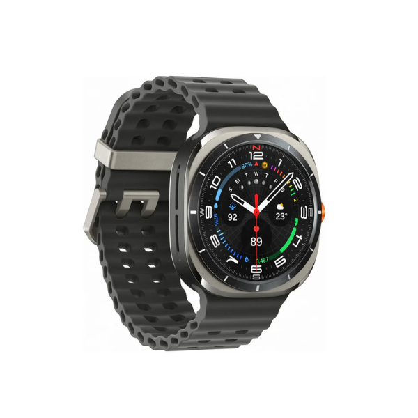Samsung Galaxy Watch Ultra – on wrist lifestyle