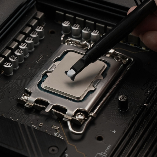 Thermal Grizzly Kryonaut Thermal Paste – (1g / 1.5mL / 3mL) – Ultra-High Performance for Overclocking