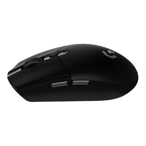 Logitech G305 Lightspeed gaming mouse – compact design