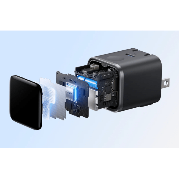 Anker Nano 45W smart display charger – compact design