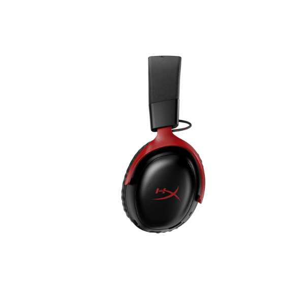 HyperX Cloud III S wireless headset – wearing lifestyle