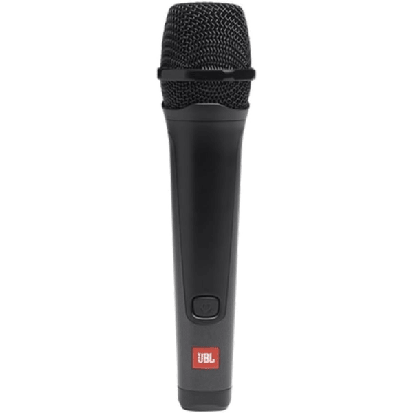 JBL PBM100 wired mic – in use performing