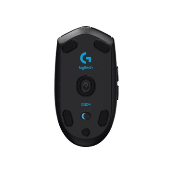 Logitech G304 wireless gaming mouse – gaming desk lifestyle