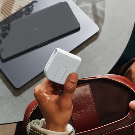 Logitech Mobi Fold Foldable Bluetooth Mouse dokkan tech view .