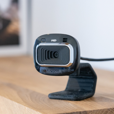 Microsoft LifeCam HD-3000 – noise-cancelling microphone