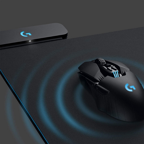 Logitech Powerplay mouse pad – continuous wireless charging