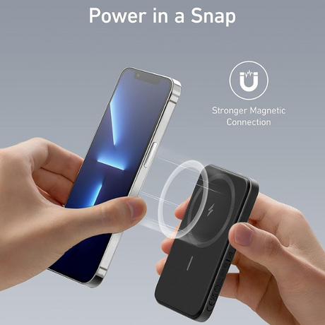 Anker 621 MagGo – attached to iPhone MagSafe