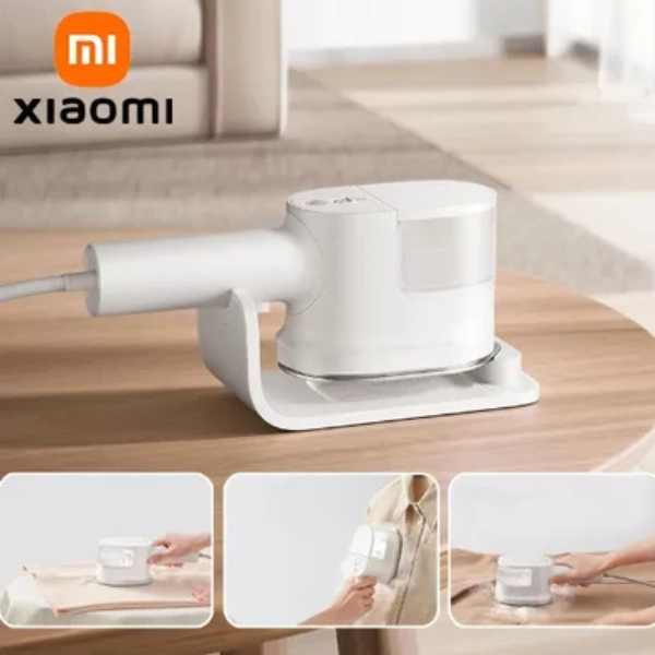 XiaomiB502CNHandheldSteamIron1200W_150mLWaterTank_White-Main -DokkanTech