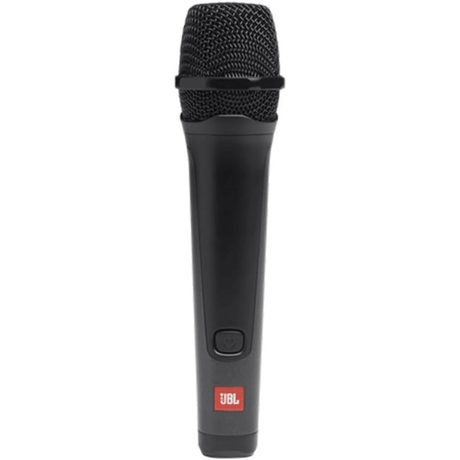 JBL PBM100 wired mic – in use performing