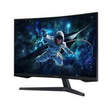 Samsung Odyssey G5 32-inch – gaming desk lifestyle