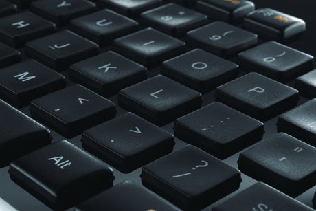 Logitech K750 solar keyboard – 3mm thin profile